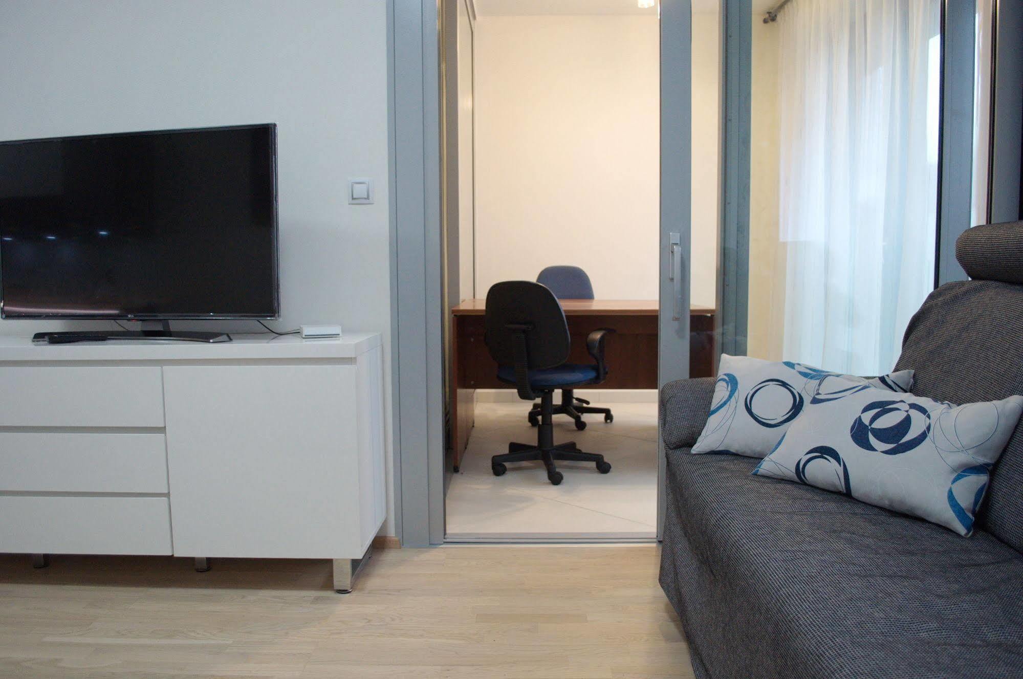 Enjoy In Garden Apartment Prague Luaran gambar