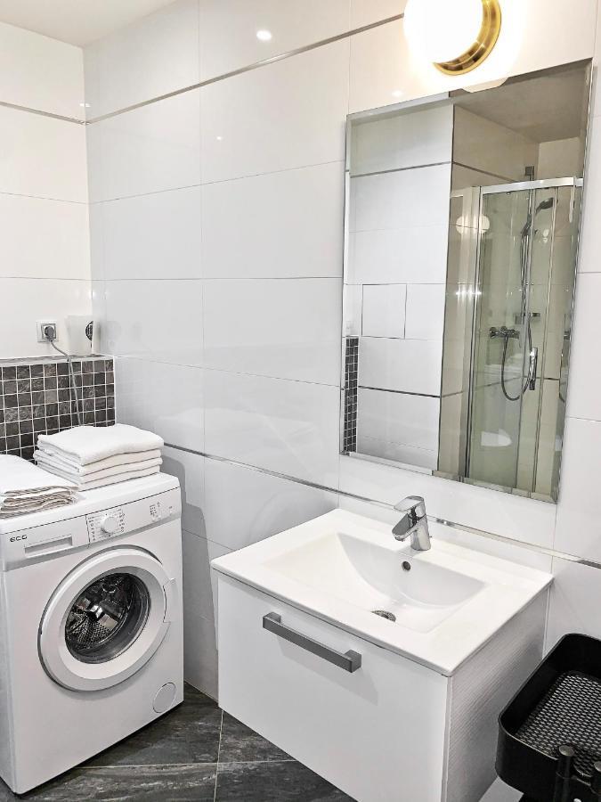 Enjoy In Garden Apartment Prague Luaran gambar